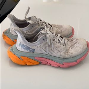 Running shoes HOKA Clifton edge